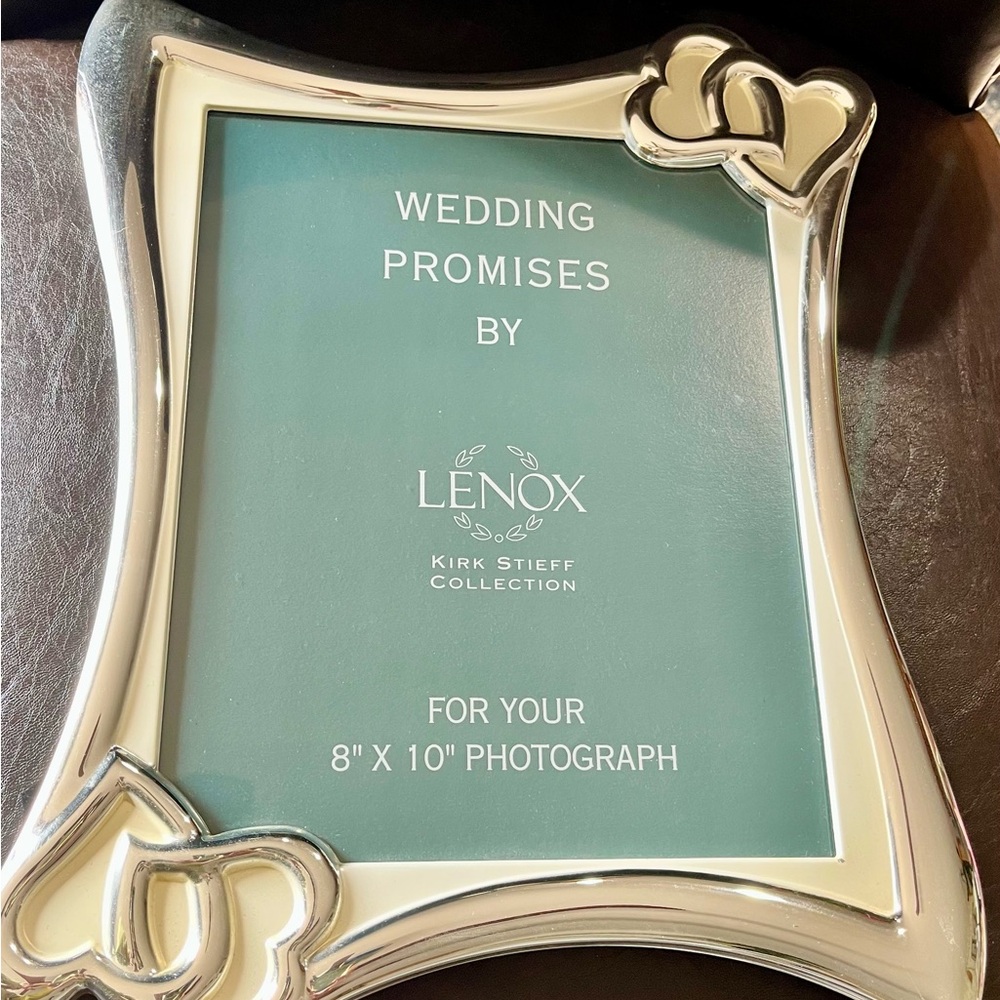 Lenox Kirk Stieff Collection Silver Photo Frame with Heart Accents 8X10 NIB - Picture 2 of 4
